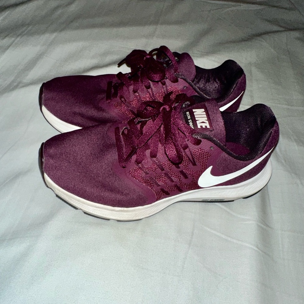 Nike Women’s Run Swift 6 Burgundy Running Shoe